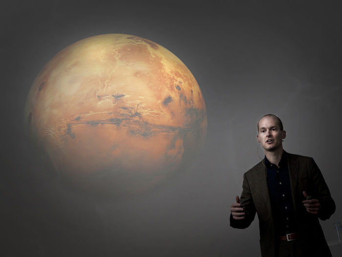 Visionär. Bas Lansdorp berättar om Mars One på Moderna Museet i Malmö. Foto Jonatan Jacobson