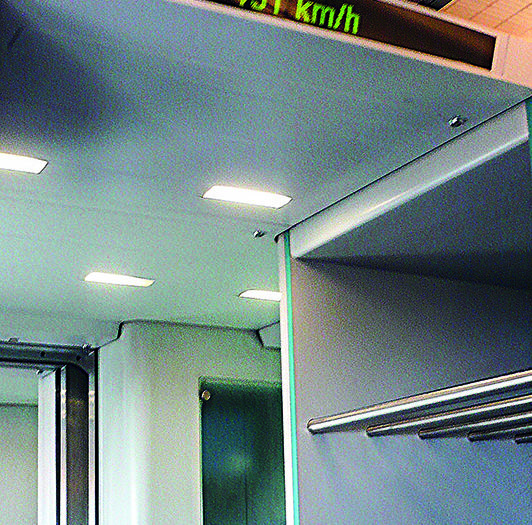 Svensk målsättning? Maglev-tåget i Shanghai har en topphastighet på 431 kilometer i timmen.