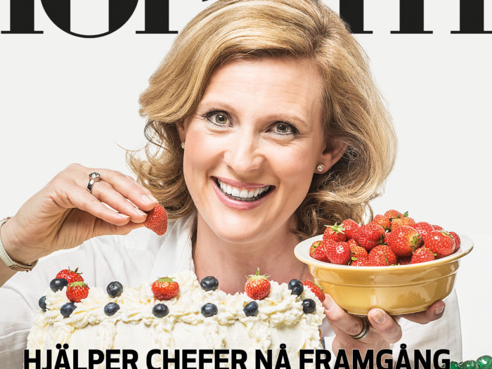 Ingenting kommer färdigt serverat. Man ska medvetet bygga nätverk. Ju högre ledare, desto mer ensam är du. Det här jobbar jag ofta med mina kunder kring, säger Christina Dahlblom.