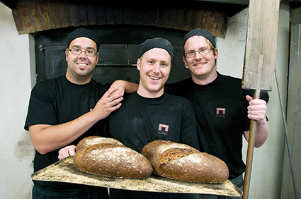 Väldoftande. Glada bagare på Olof Viktors.