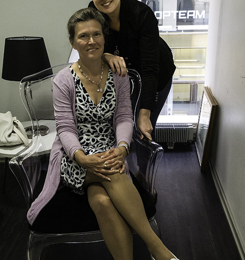 Självuppfyllande Profetia. Tänk på förhand att det går dåligt så går det dåligt. Men också det omvända gäller: tänk positivt så går det bra, konstaterar mentaltränare Melina Niemi (stående) och psykolog Lilli Sundvik på Opteam.