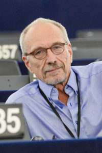 Skribenten Nils Torvalds är medlem  av Europaparlamentet (SFP). Foto: EP