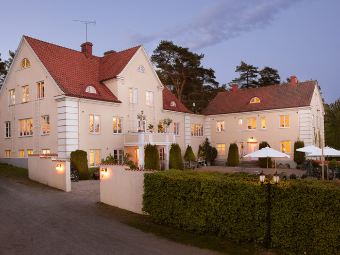 Idyll. I svenska Österlen ligger Talldungens Gårdshotell, berömd för både sin mat och vinlista.