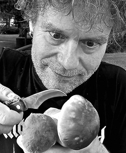 Saliven Gustavsson tror på måttfullhet, åtminstone vad hygienen beträffar.