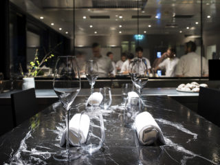 Trestjärnigt. Nynordiska Maaemo är en av två restauranger i Norden med tre Michelinstjärnor. Foto: Bandar Abdul-Jauwad