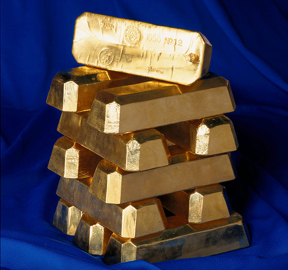 Guldtackor. En stor del av världens guld ligger oanvänd i bankvalv, med en enda funktion: att bevara värdet. Foto: Sveriges Riksbank