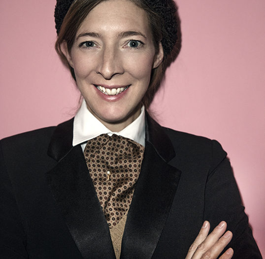 Sitt vackraste jag. Årets fotograf Elisabeth Toll ger rådet att göra sina egna grejer. För de ger bäst resultat!