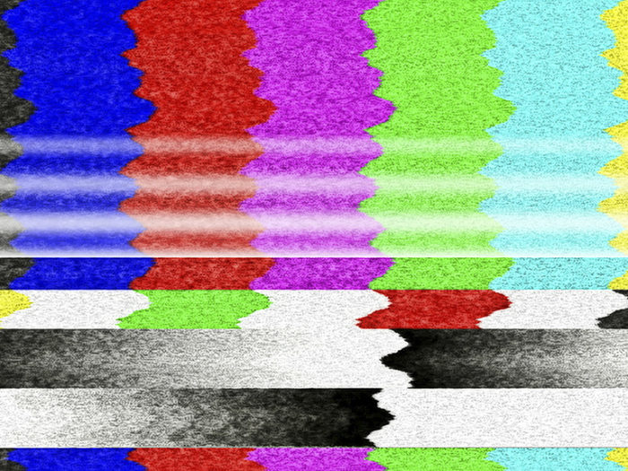 Döende koncept. Allt färre bänkar sig i TV-soffan, och generationsklyftan är tydlig. Bild: Mostphotos