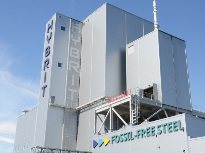 De svenska ståltillverkarna bakom
pilotprojektet Hybrit vill ersätta den tusenåriga masugnstekniken med ett renare alternativ.