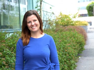 Emma Kajander, 41, har tidigare jobbat bland annat som vice vd på Doctagon, operativ chef på Stella Kotipalvelut och ansvarig företagsläkare på Terveystalo.